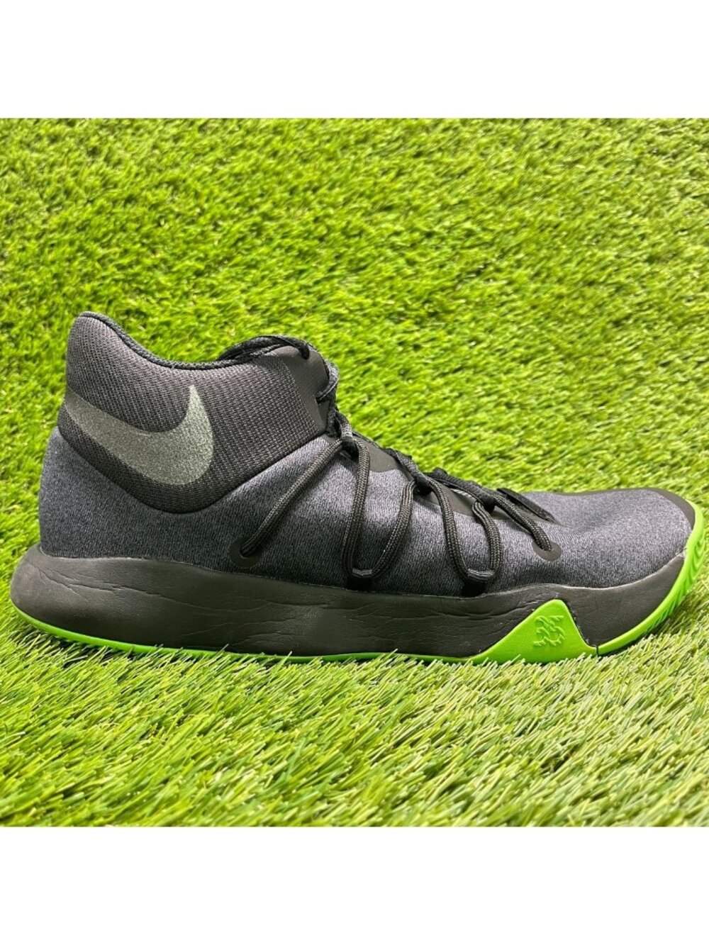 Nike KD Trey 5 Mens Size 11.5 Black Green Athletic Basketball Shoes Sneakers